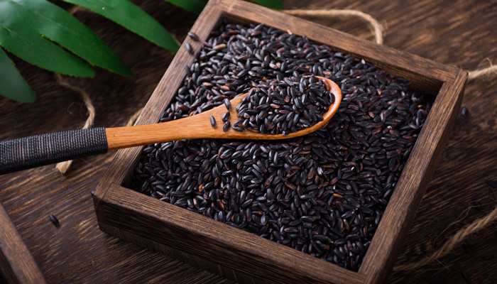 黑米会掉色是什么原因 黑米为什么会掉色