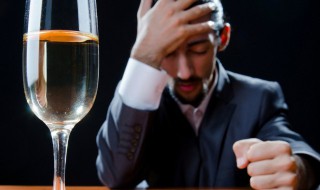 吃什么或者喝什么可以解酒（吃什么或者喝什么解酒快）