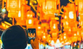 人约黄昏后是什么节日 月下柳树稍 人约黄昏后是什么节日