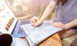 适合工作结束发朋友圈的句子 适合工作结束发朋友圈的句子图片