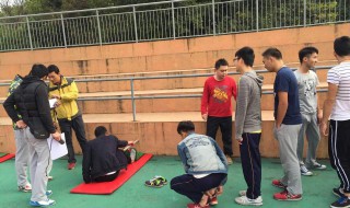 坐位体前屈测试方法 小学坐位体前屈测试方法