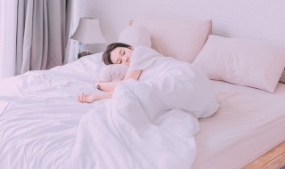 趴着睡会造成什么后果 趴着睡觉会导致