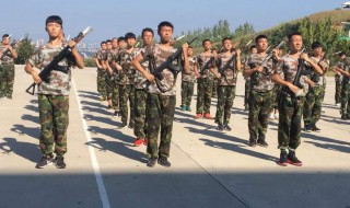 高一新生自我介绍 高一新生自我介绍英文带翻译
