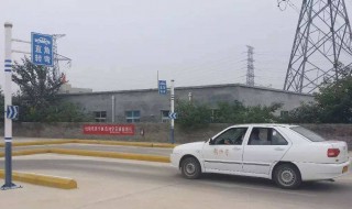 科目二怎么判断车是直行的 科目二怎么判断车是直行的还是右转