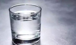 苏打水是碱性还是酸性（娃哈哈苏打水是碱性还是酸性）