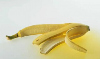 香蕉皮擦脸的正确方法 香蕉皮擦脸的正确方法 低血压会不会对身体有什么影响