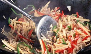 如何认知炒菜时的小技巧（炒菜的技巧和要点,7个最基本的炒菜技巧）