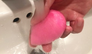 如何清洗美妆蛋（如何清洗美妆蛋的霉点）