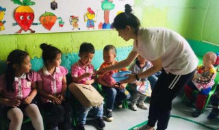 给幼儿园老师送什么教师礼物 给幼儿园老师送礼物送什么