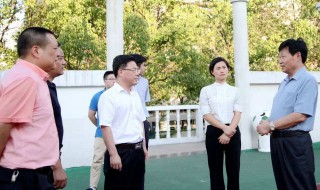 初中教师节做什么礼物给老师 初中教师节做什么礼物给老师送礼