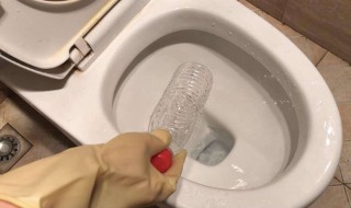 马桶堵了怎样疏通 马桶堵了怎样疏通最快