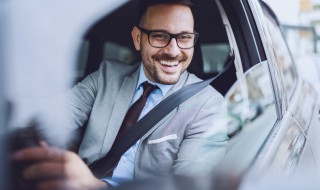 左转转大弯右转转小弯是什么意思（左转转大弯右转转小弯是什么意思科目四）