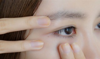 眼睛变大的自然方法（眼皮松弛下垂最好解决方法）