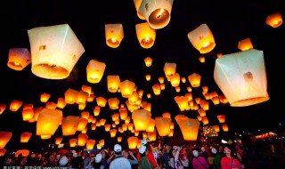 孔明灯落院子里怎么办（孔明灯落院子里怎么办啊）