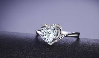 求婚戒指买什么好 求婚戒指买什么好蒂芙尼官网