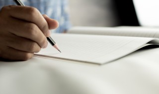 很累又必须坚持的语句（很累又必须坚持的语句男人）