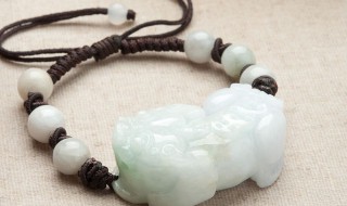 貔貅的佩戴方法 貔貅的佩戴方法 女士带那个手