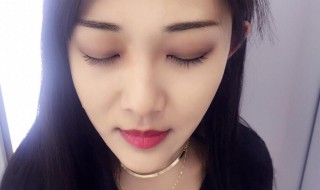 怎样化妆自然又好看 怎样化妆自然又好看时间管的长