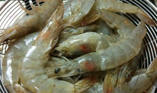 大活虾怎么处理虾线 活大虾去虾线的绝招