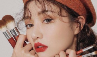 嘴唇厚如何变薄（嘴唇厚如何变薄不手术）