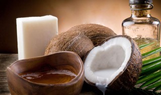 椰子油擦脸正确方法 椰子油擦脸正确方法视频