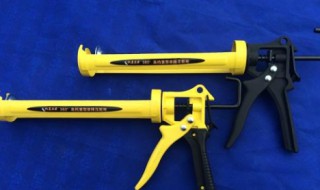 玻璃胶枪的使用方法（手动玻璃胶枪的使用方法）