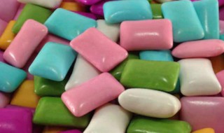 如何去除口香糖的残胶（如何去除口香糖的残胶在汽车上）