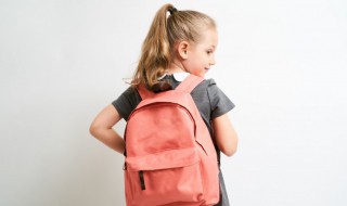 背包脏了如何清洗（背包脏了如何清洗视频）