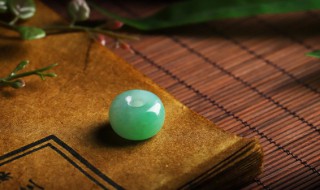 玉手镯鉴别方法 玉手镯鉴别方法水煮