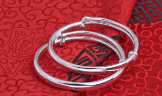 银的鉴别小方法（银的鉴别小方法用火烧银手镯打9999是纯银吗）