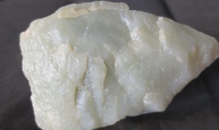 玉石原石鉴定方法 玉石原石鉴定方法有哪些