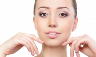 雪花膏的正确使用方法（雪花膏的正确使用方法视频）