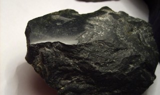 墨玉鉴别方法（墨玉鉴别方法图片）