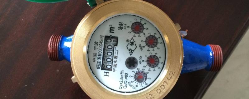 冬天水表冻了可以用开水烫吗 冬天水表冻了怎么办