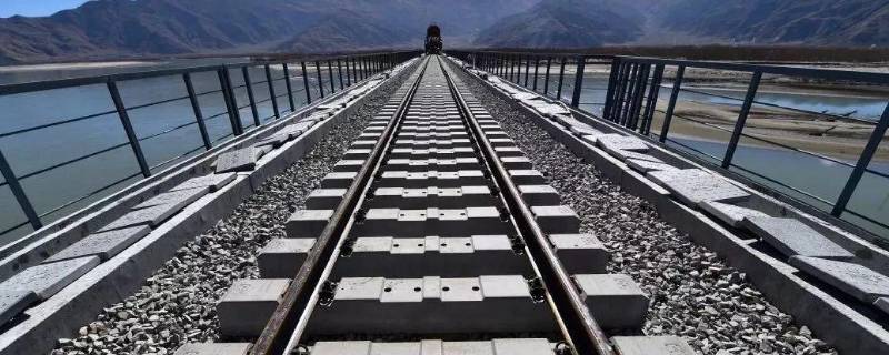 中国铁路总里程 中国铁路总里程多少公里2022