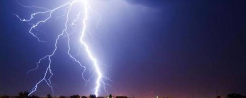 远离避雷针至少多少米（远离避雷针多远）