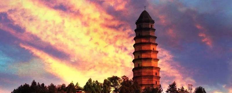 宝塔山象征什么精神（宝塔山代表了什么精神）