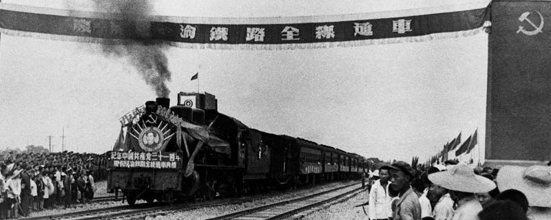 中国修建的第一条铁路是 中国修建的第一条铁路是京张铁路
