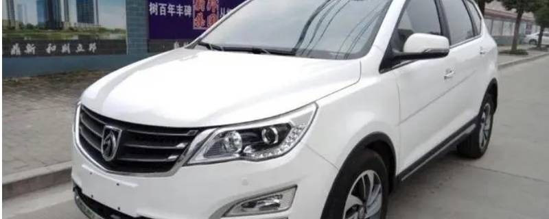 宝骏560方向盘异响怎么处理（宝骏560打方向异响）