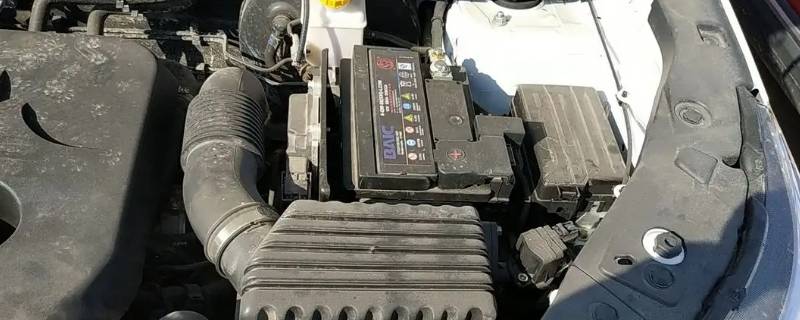 幻速s7电瓶什么型号（北汽幻速s7电瓶型号）