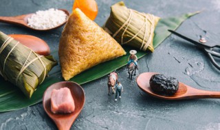 粽子放微波炉加热要剥粽叶吗 微波加热粽子要除掉粽叶吗?