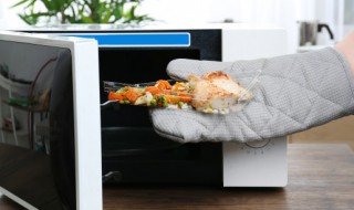 微波炉能放冰箱上面吗 微波炉能放冰箱上面吗?