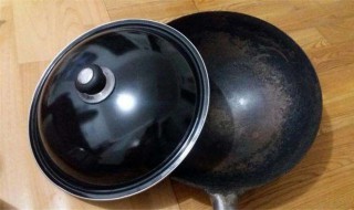 生铁锅第一次怎么使用（铁锅第1次使用怎么弄）