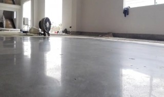 工厂水泥地面脏了如何清洗（工厂水泥地面脏了如何清洗视频）